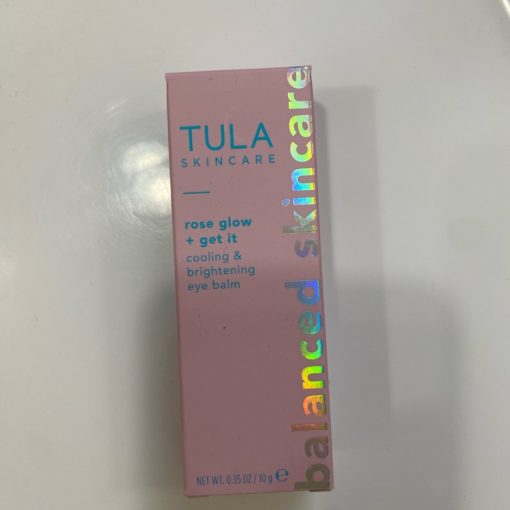 NEW IN BOX Tula Skincare Rose Glow Eye Balm - Picture 2 of 3